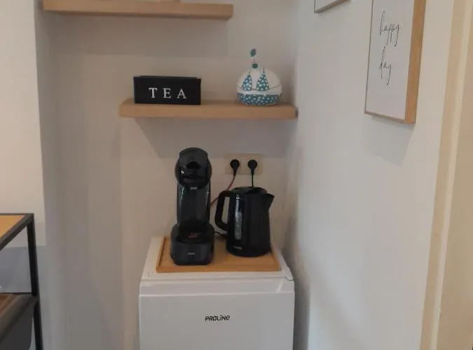 Airbnb לינה וארוחת בוקר